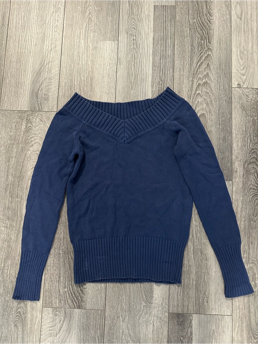 Mango Navy V-Neck Off-Shoulder Ribbed Sweater